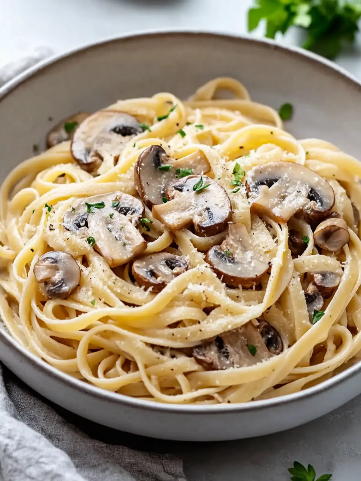 Irresistible Mushroom Pasta That Will Delight Your Taste Buds 2 Irresistible Mushroom Pasta